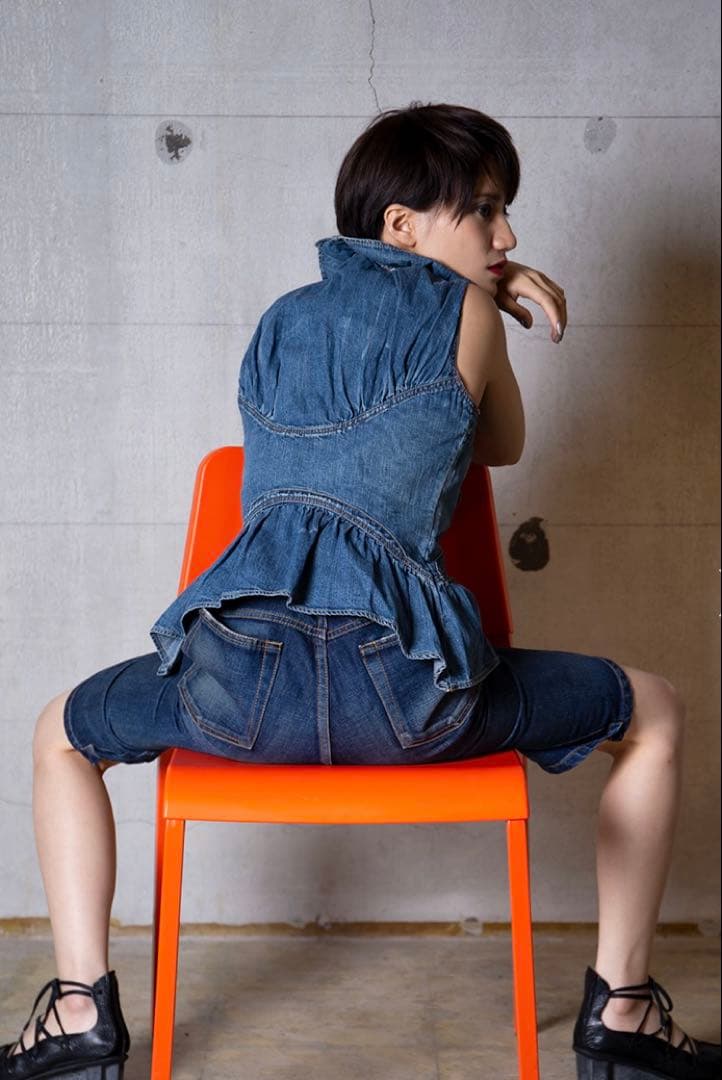 【美品】ISSEY MIYAKE×Lee デニムギャザーデザインジレ