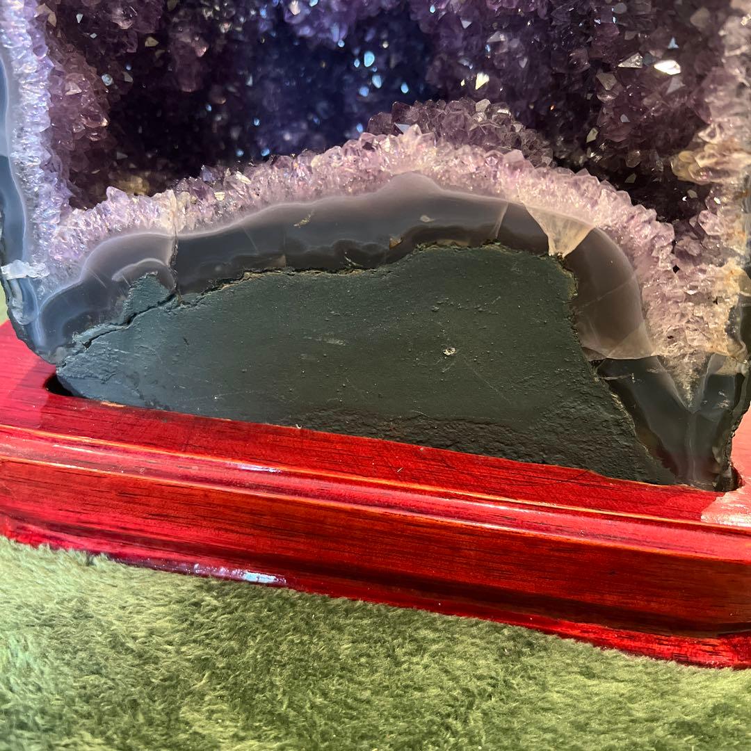 アメジストドーム天然石　原石　高さ約32cm（台座抜き）　9.8kg