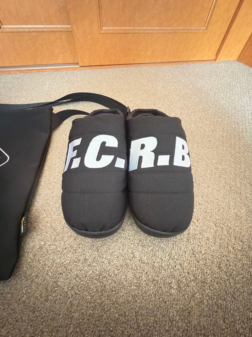 F.C.Real Bristol SUBU サンダル ブラック