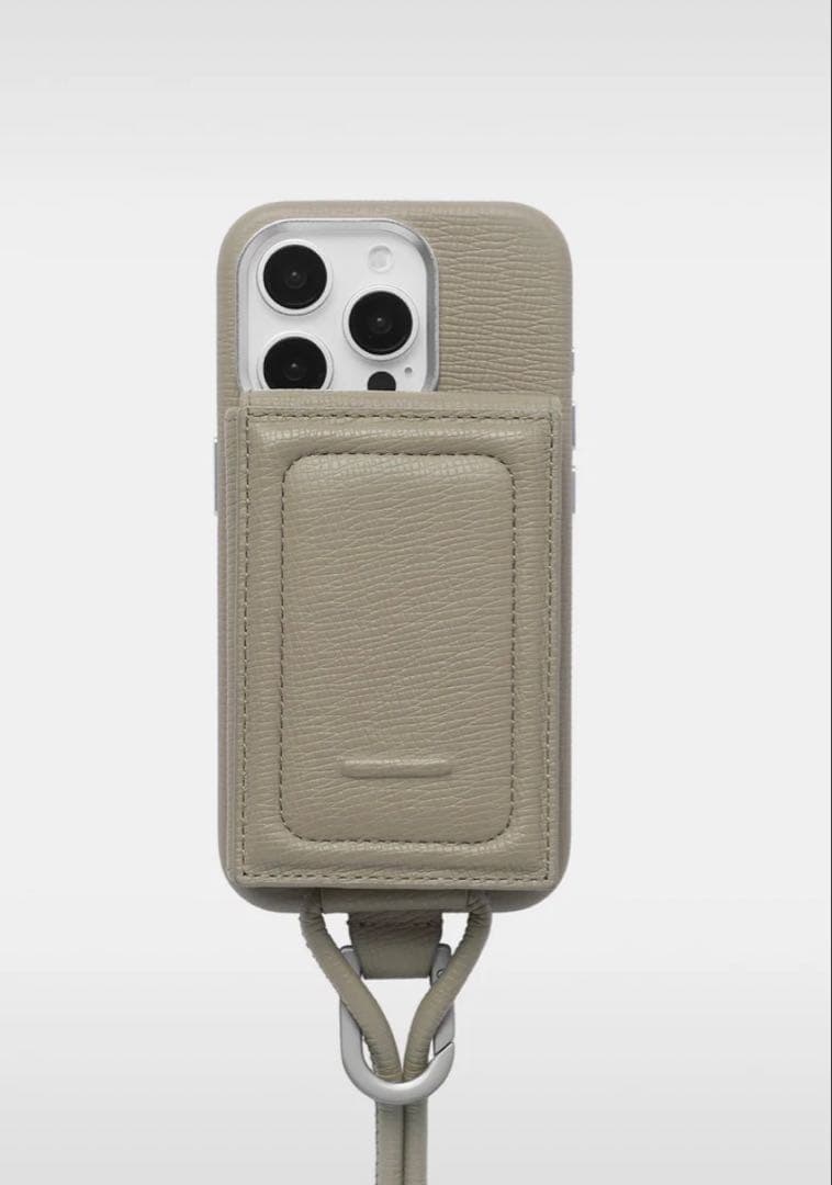 objcts.io iPhone15proケース カードポケット付き