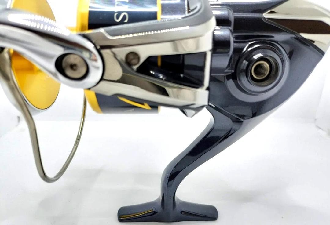 シマノ　13ステラ　SW 18000HG　箱／カバー付き