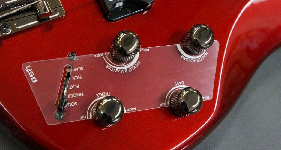 YAMAHA TRBX304 ベース キャンディレッド