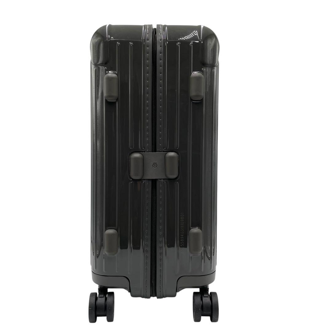 希少✨正規品未使用級リモワ✨Essential 機内持ち込みスーツケース36L