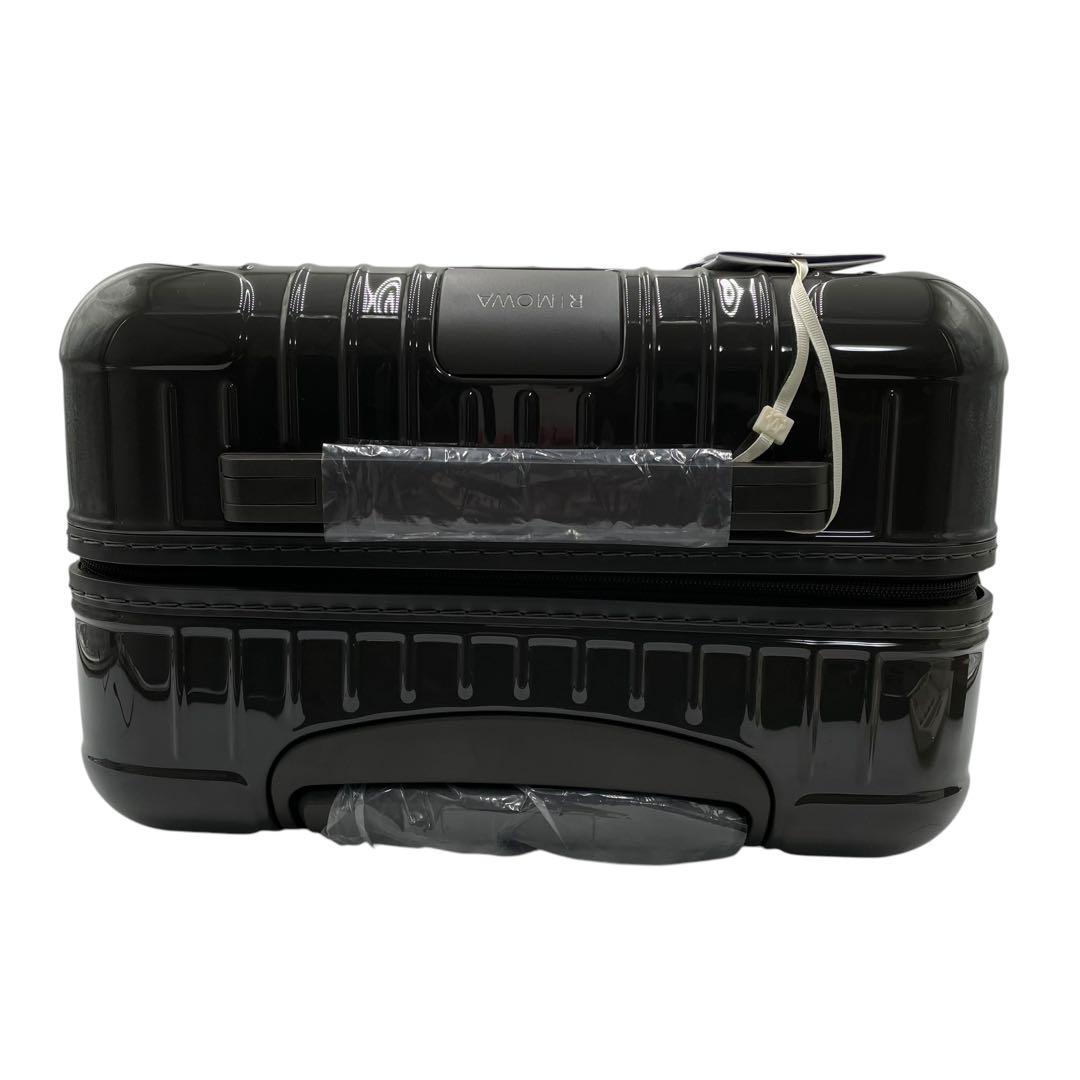 希少✨正規品未使用級リモワ✨Essential 機内持ち込みスーツケース36L