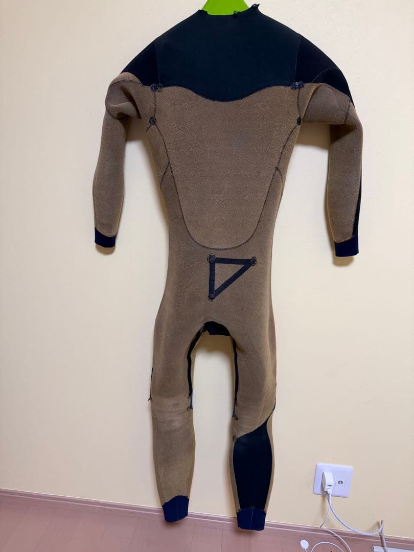 防寒☆AXXE☆生地柔らかHUMP裏起毛セミドライウェットスーツ5×3mm既成L