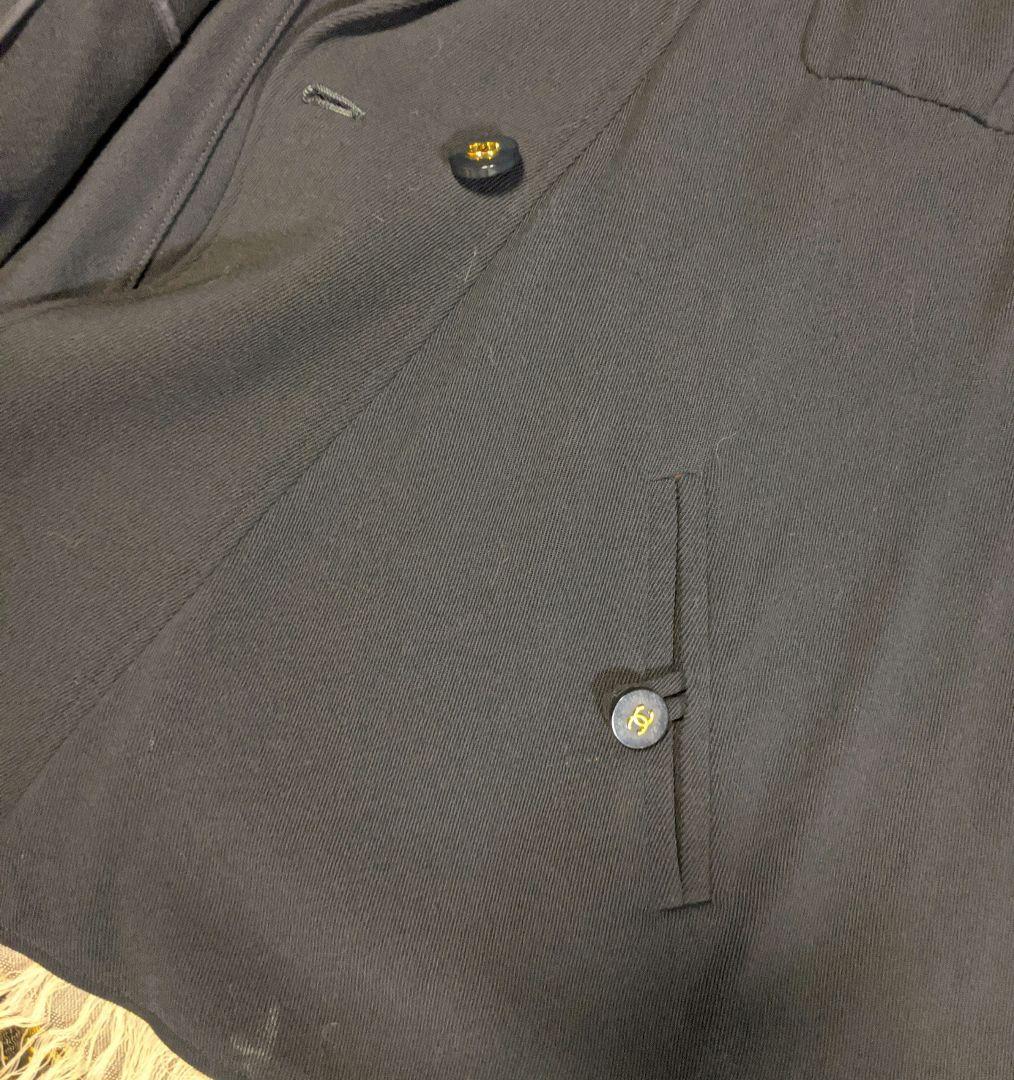 ♥ ヴィンテージCHANEL　Ａラインの紺色ジャケットCCボタン 完売したJK!