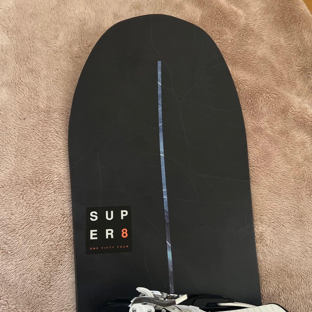 スノーボード Salomon SUPER 8 154