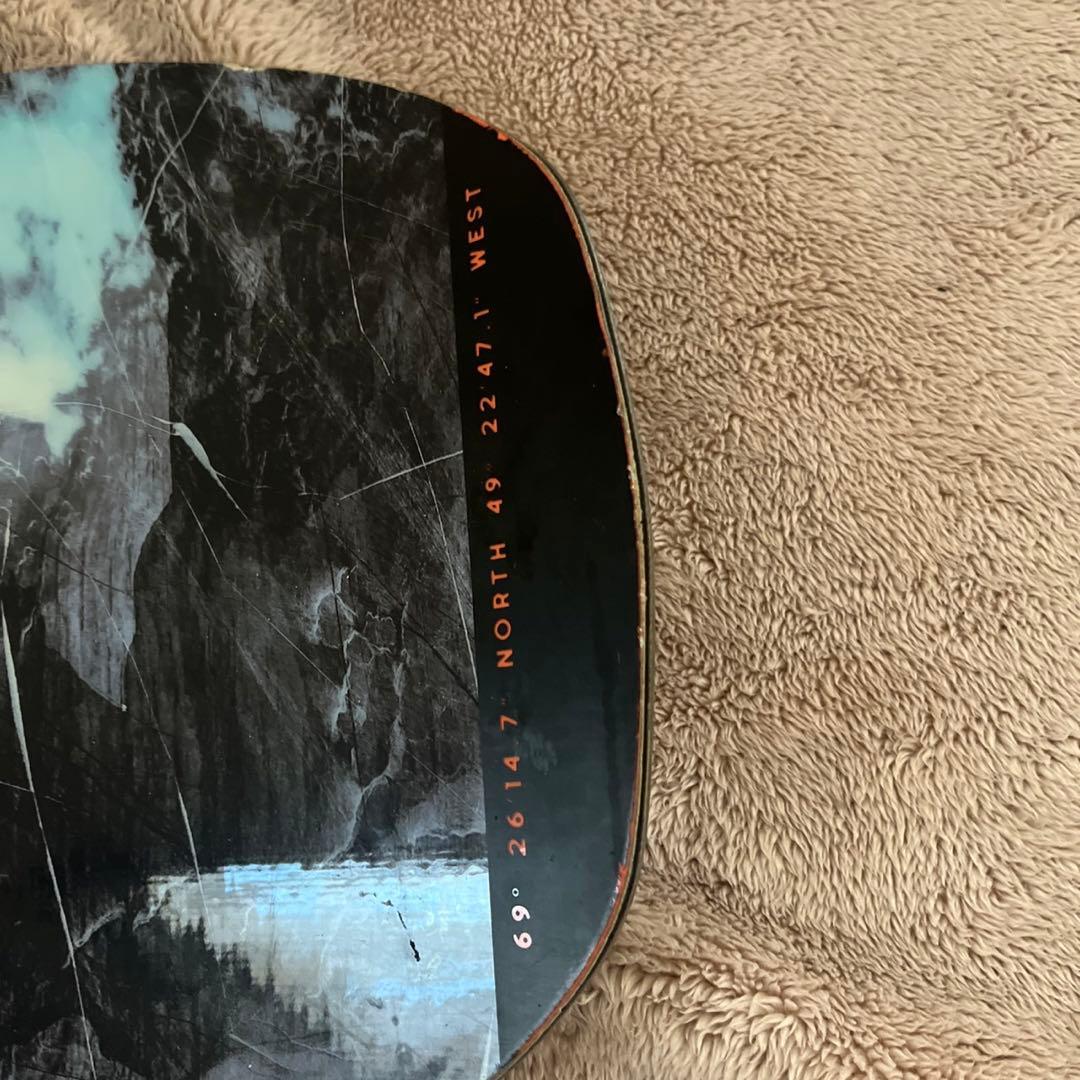 スノーボード Salomon SUPER 8 154