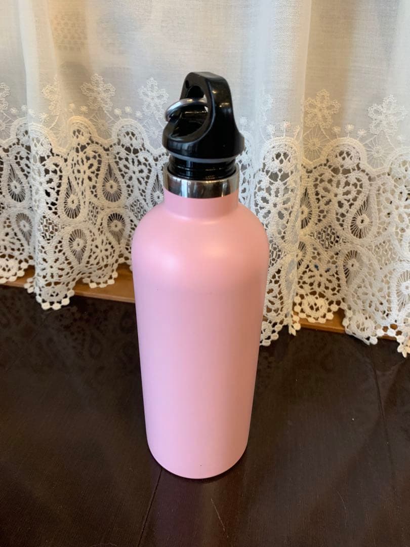 ♡ MIU MIU ピンク ステンレスボトル ♡