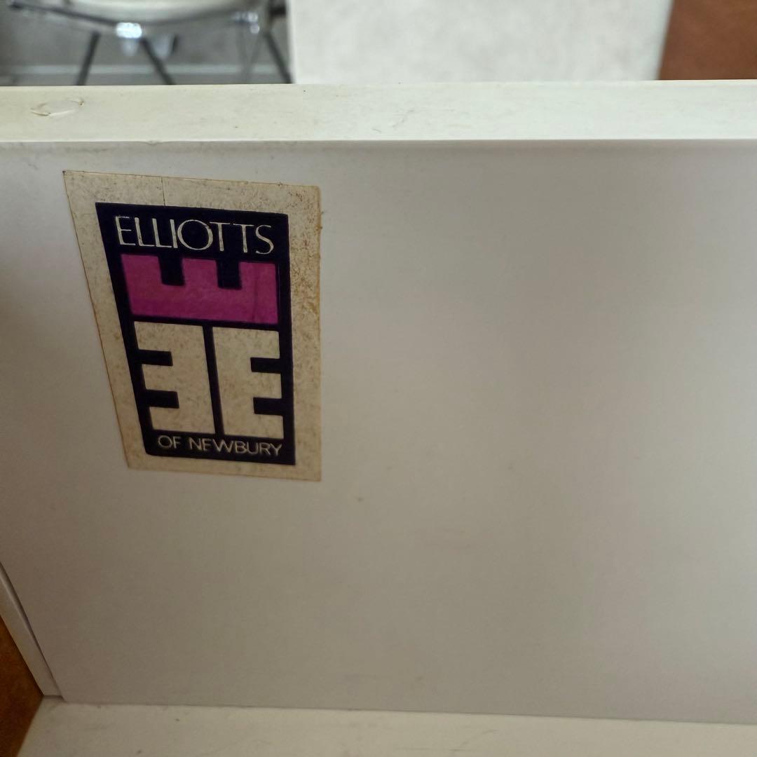 elliotts of newbury ヴィンテージ 英国 サイドボード