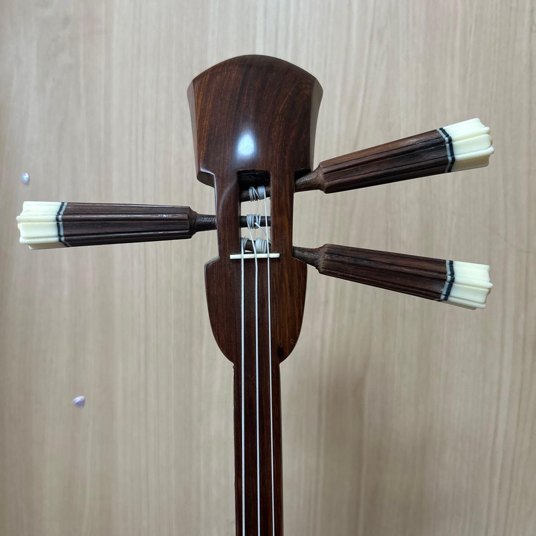 三線 沖縄 蛇皮 1枚張り ハードケース 宮古木工芸 故与儀栄功 氏