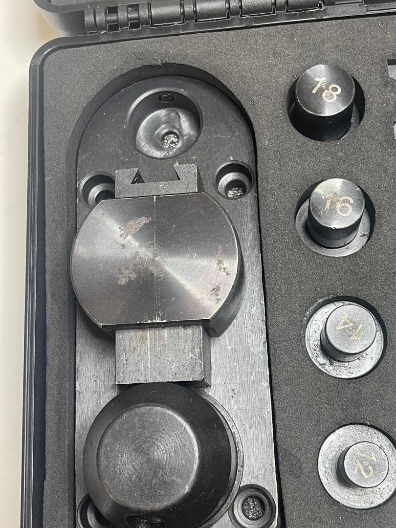 依頼者☆新品☆BOX付き　指輪作成用　金属製リングベンダー