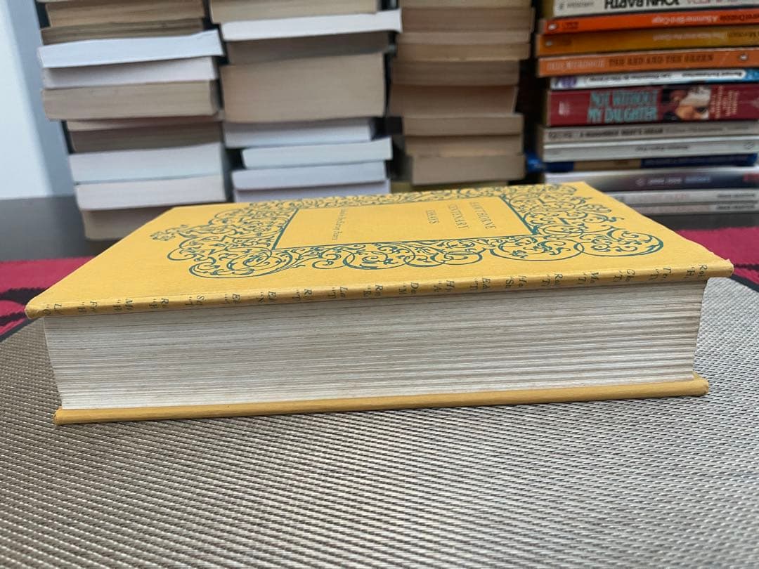 希少　Hawthorne Centenary Essays