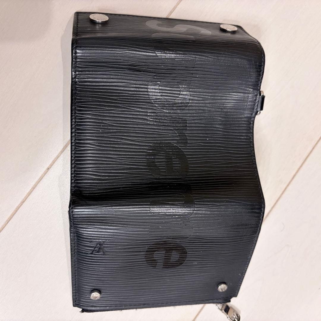 小物 Louis VuittonxSupreme Chain Wallet Black