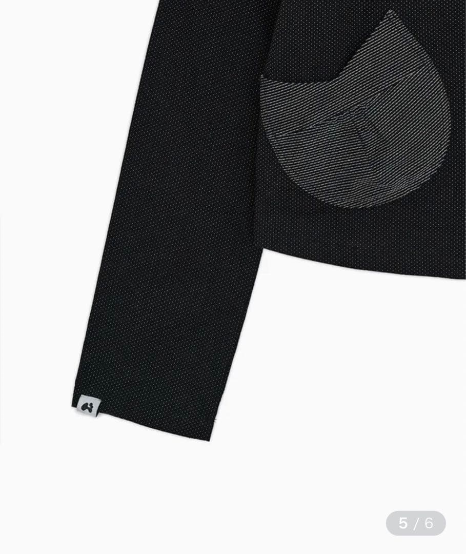 【新品】HUG YOUR SKIN ラウンドジャケット 黒