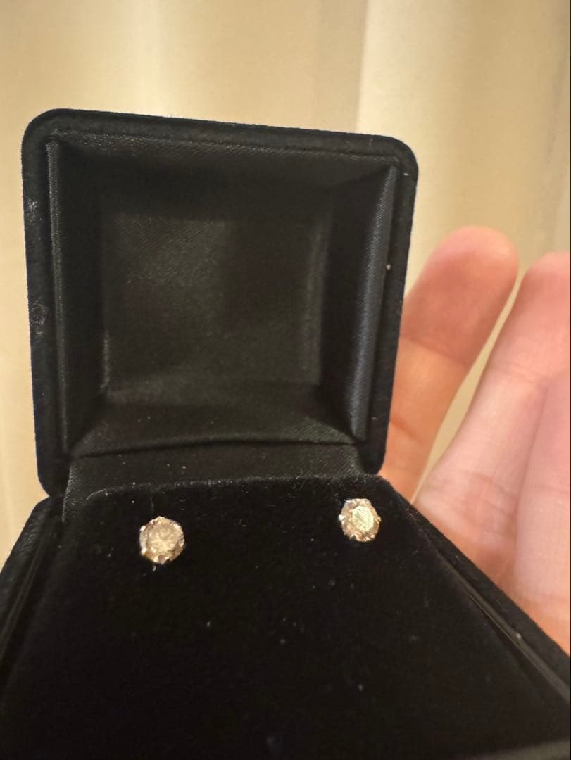 櫻*5様 PT900 天然ダイヤモンド シャンパンカラー ピアス計０.５カラット