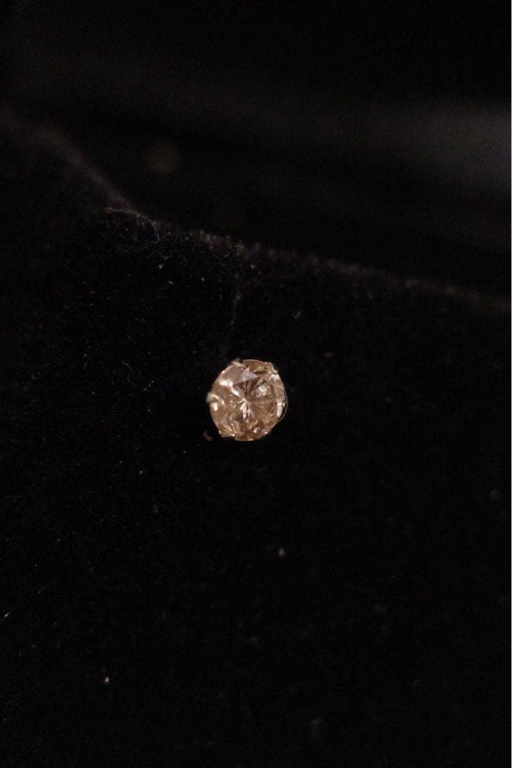 櫻*5様 PT900 天然ダイヤモンド シャンパンカラー ピアス計０.５カラット