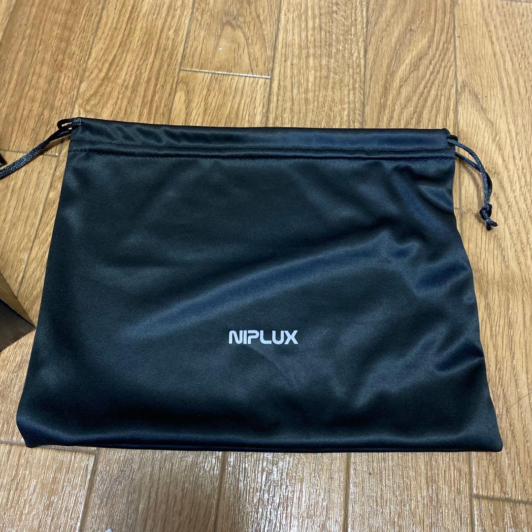 NIPLUX EMSアイマスク 専用収納袋付き