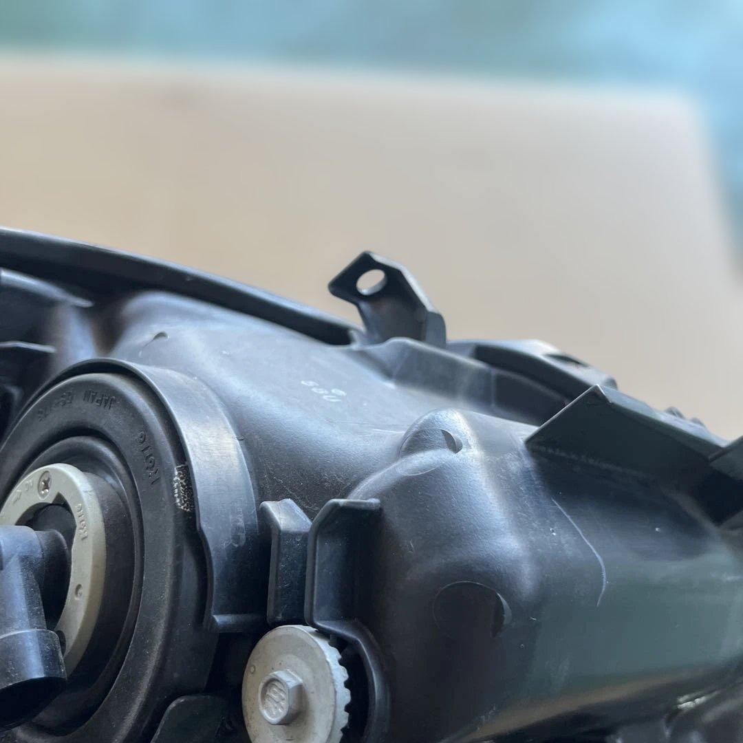 30プリウス　左ヘッドライト中古