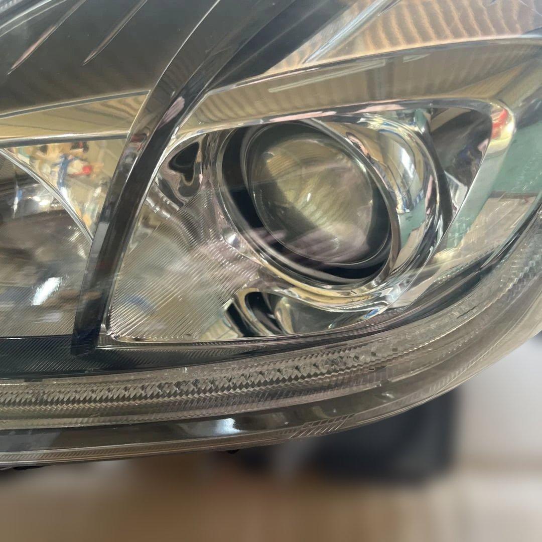 30プリウス　左ヘッドライト中古