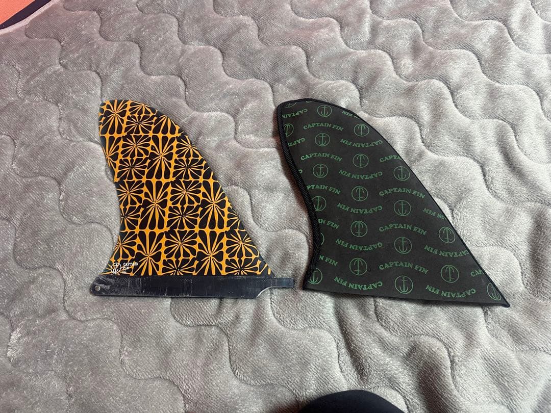 美品キャプテンフィン　花柄 ロングボードフィン　10