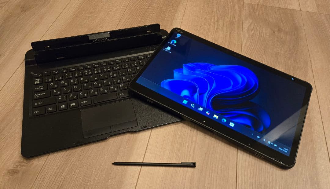 【高年式・美品】ARROWS Tab Q7311/FB 第11世代i5