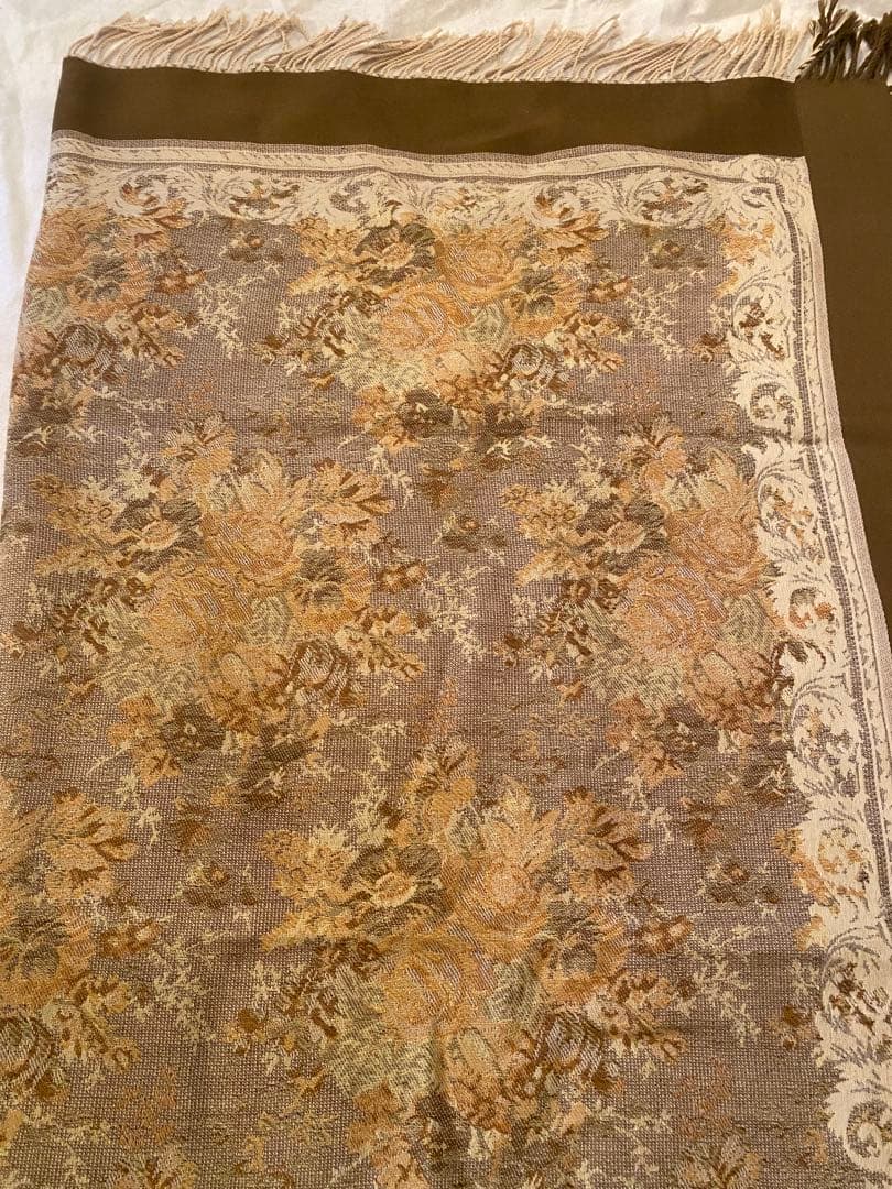 クリスチャンディオールDiorの大判ストール　良い柄