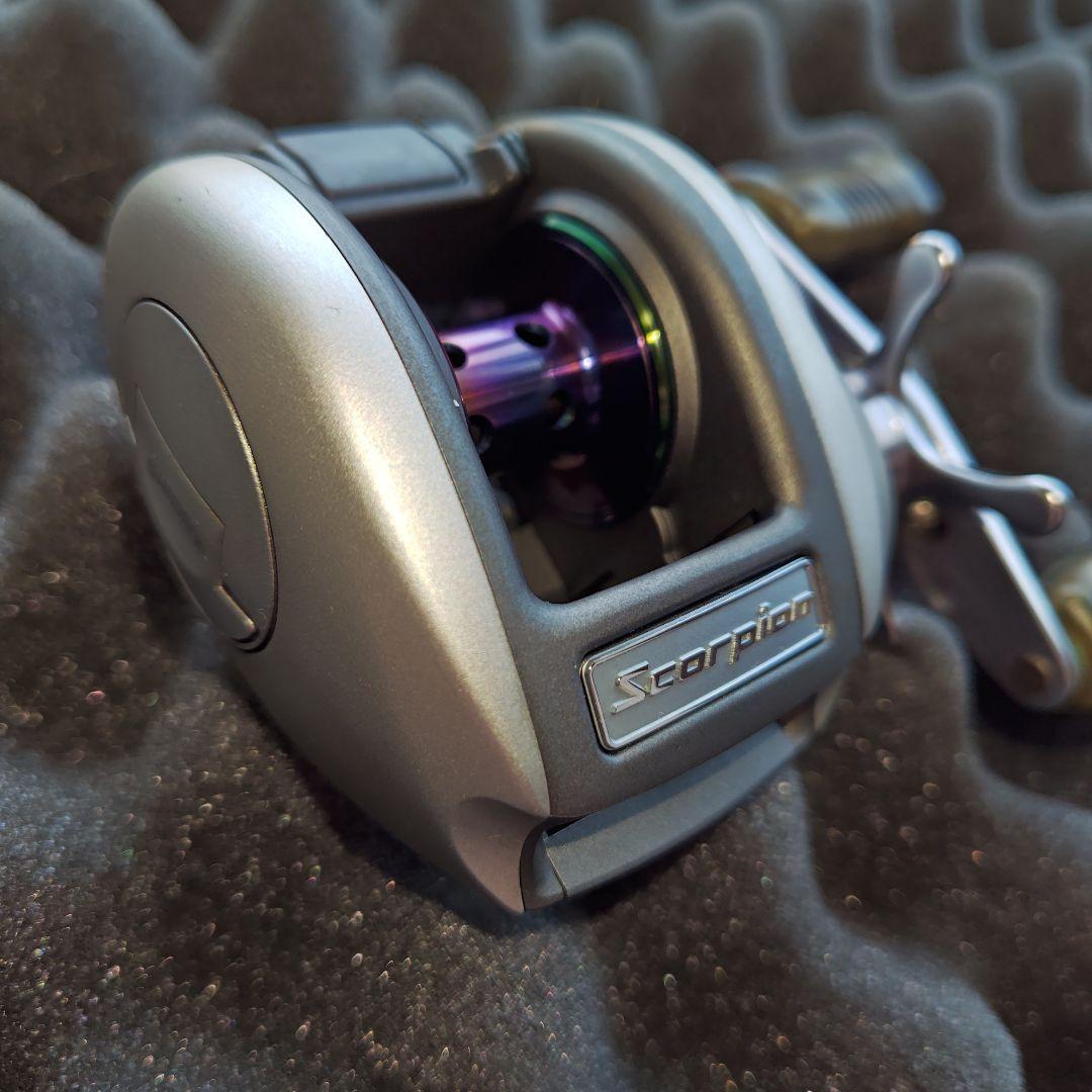 シマノ スコーピオン メタニウムXT 銀メタ 左巻き デッドストック