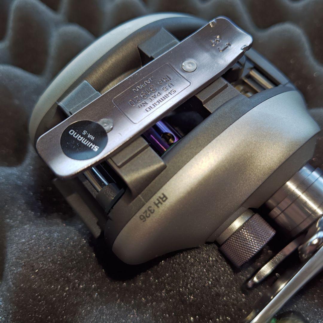 シマノ スコーピオン メタニウムXT 銀メタ 左巻き デッドストック