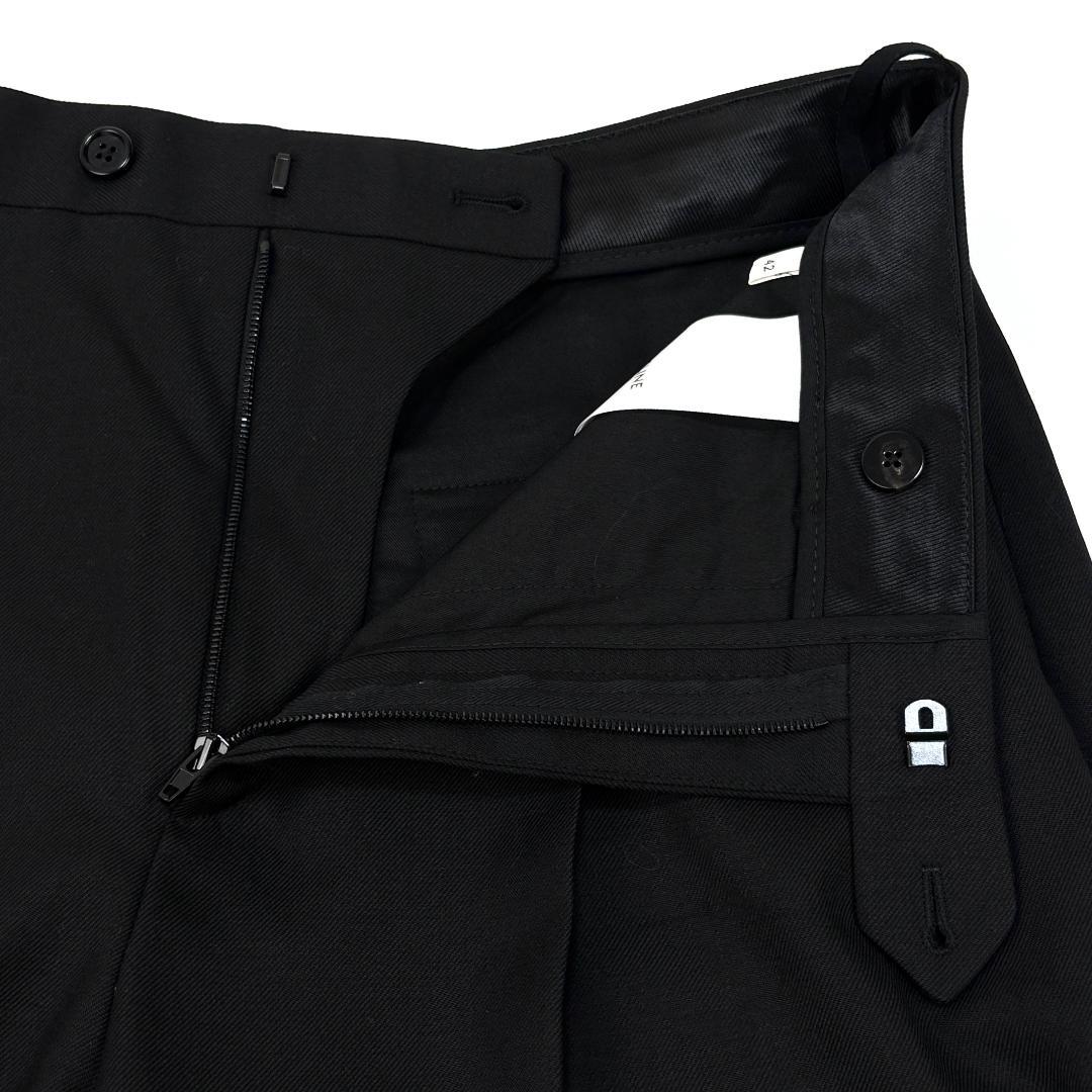 極美品 CELINE 2プリーツ バミューダショーツ / ウールギャバジン 42