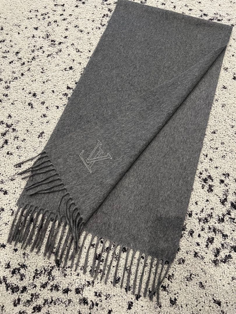 ルイヴィトン LVロゴ マフラー