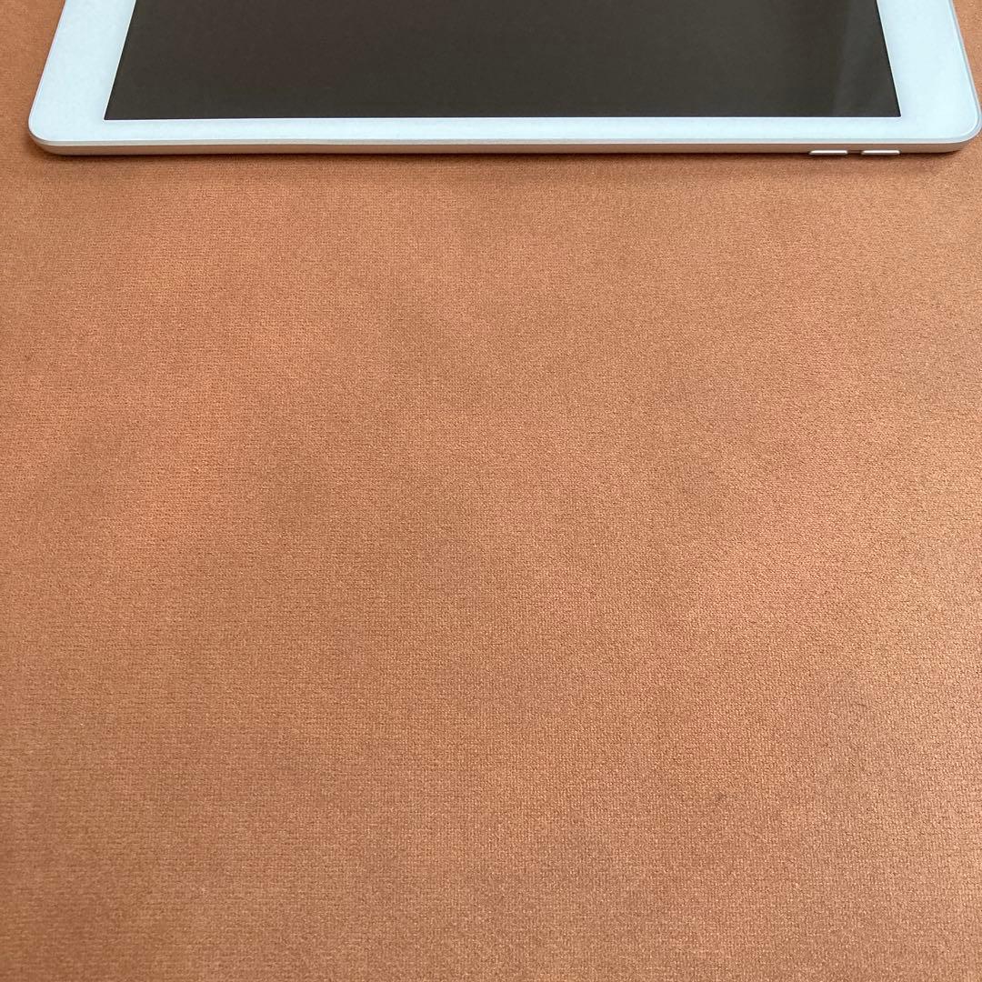 460 外観美品☆電池最良好☆iPad8 第8世代 32GB WIFIモデル☆