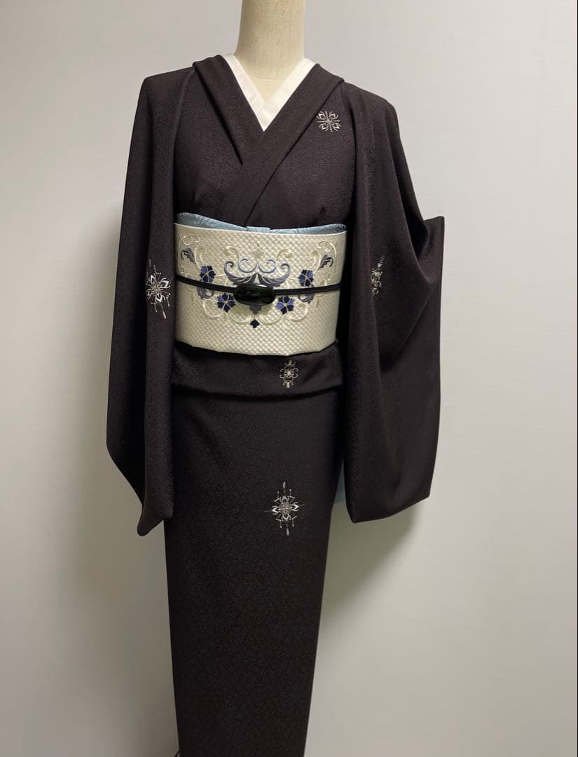 特選総刺繍飛び柄小紋着尺【総刺繍◆更紗紋意匠地】黒 ブラック