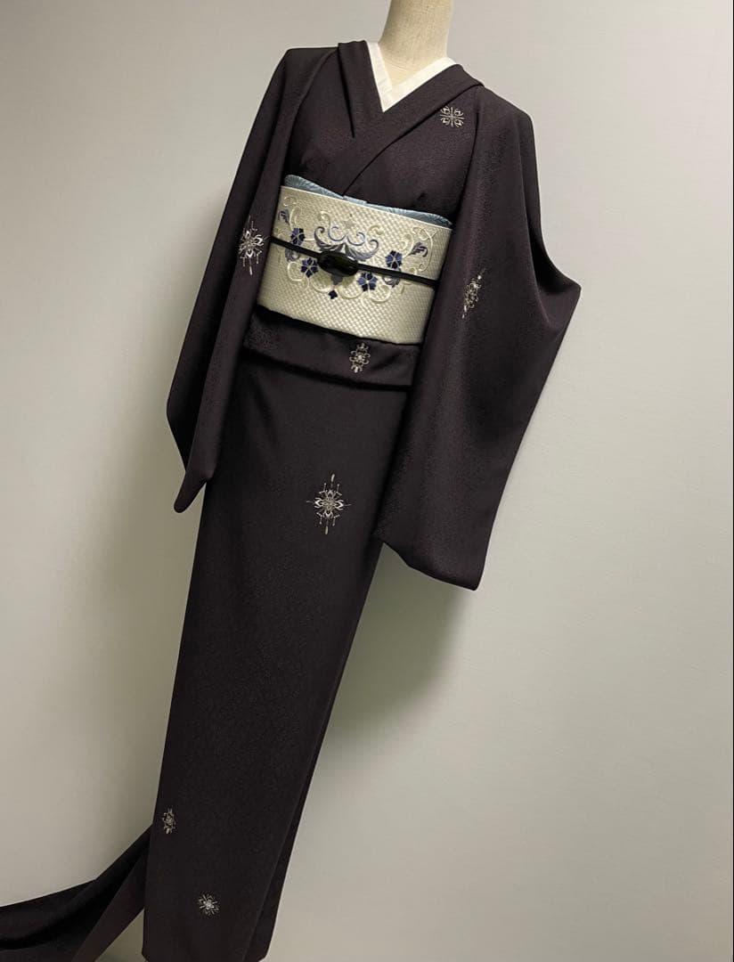 特選総刺繍飛び柄小紋着尺【総刺繍◆更紗紋意匠地】黒 ブラック