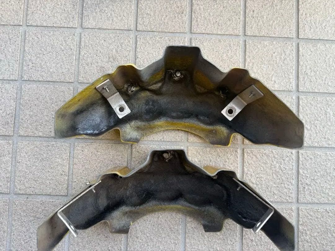 essex 200系　ハイエース用　キャリパーカバー