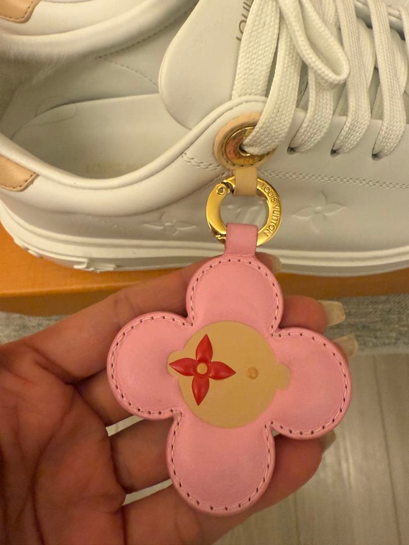 ルイヴィトン　スニーカー　レディース　23.5cm (タイムアウト スニーカー)