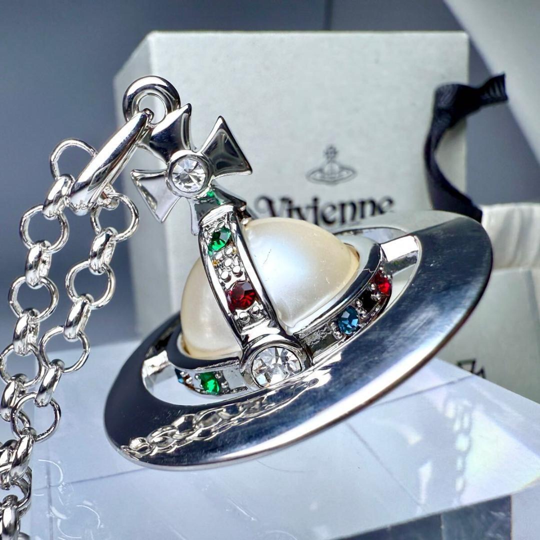 極美品 ヴィヴィアン スモールオーブペンダント ネックレス フェイクパール