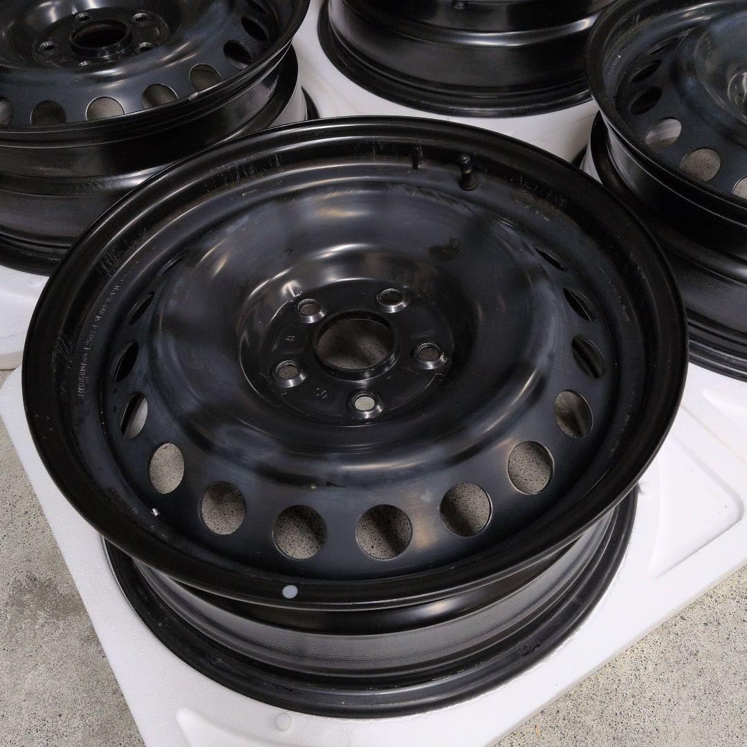 60プリウス　純正スチールホイール　17インチ