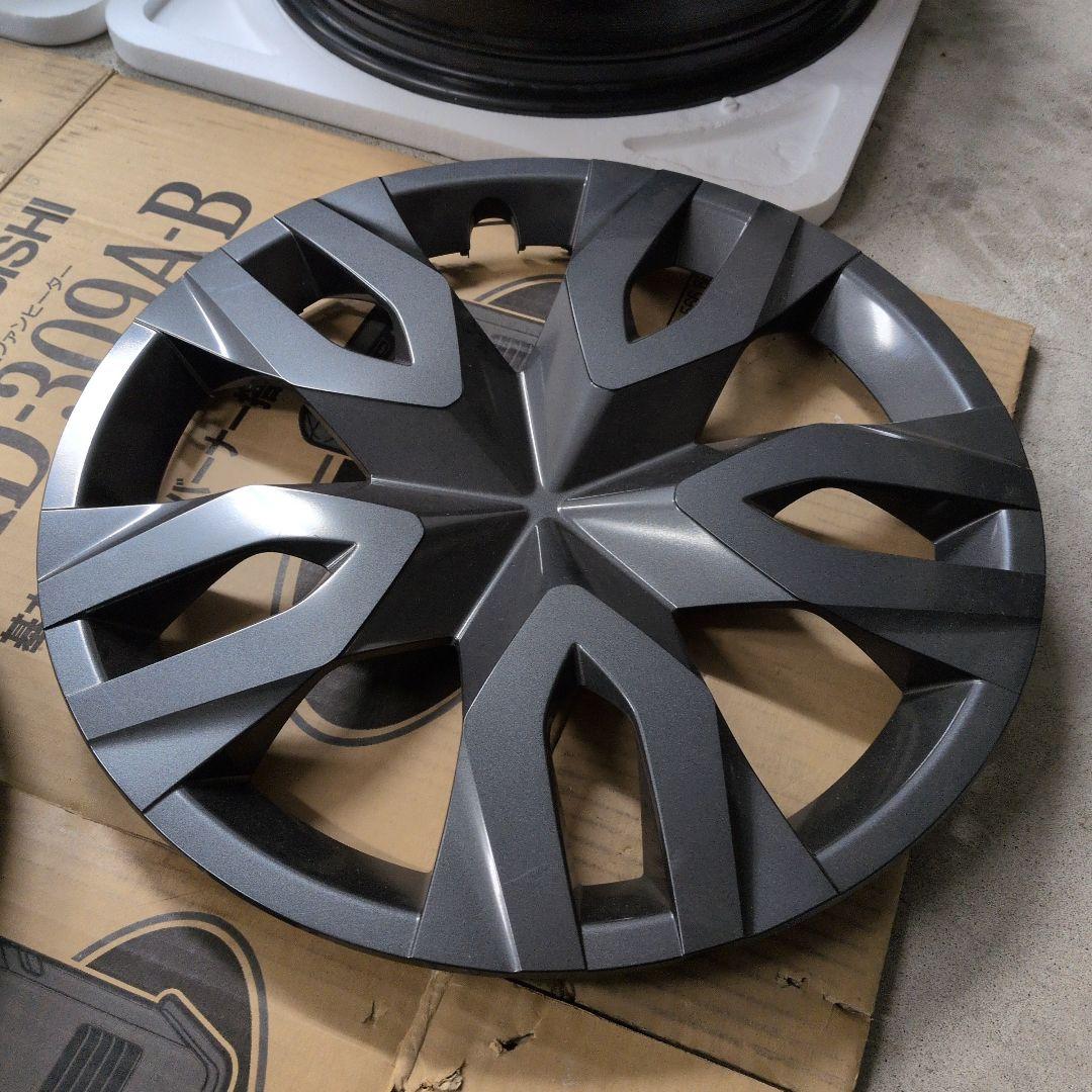 60プリウス　純正スチールホイール　17インチ