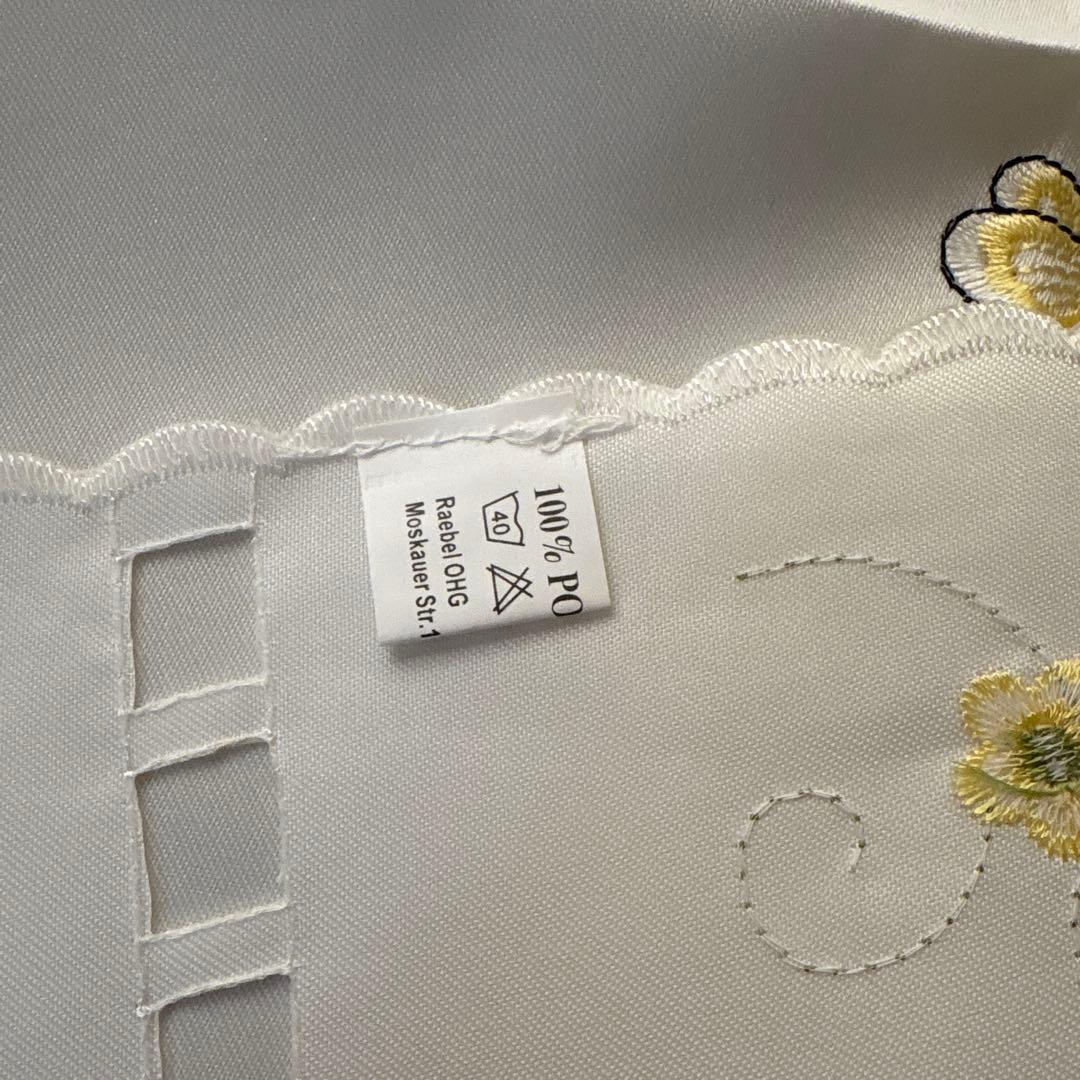 新品未使用品　フランス　テーブルクロス　うさぎ&ひよこ　Pâques イースター