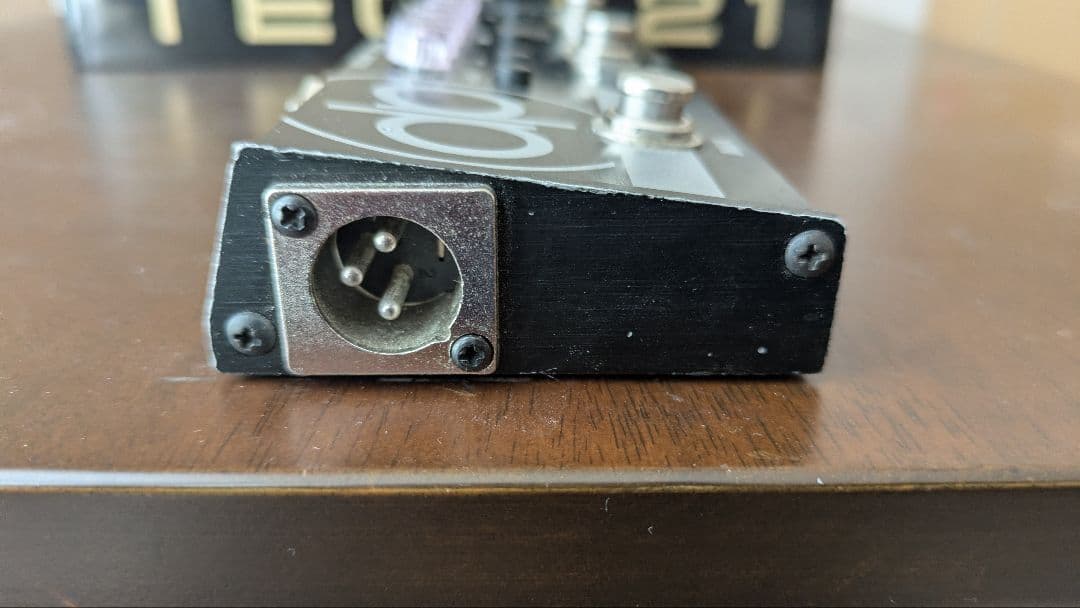 ベース TECH21 DP-3X dUg Pinnick Signature