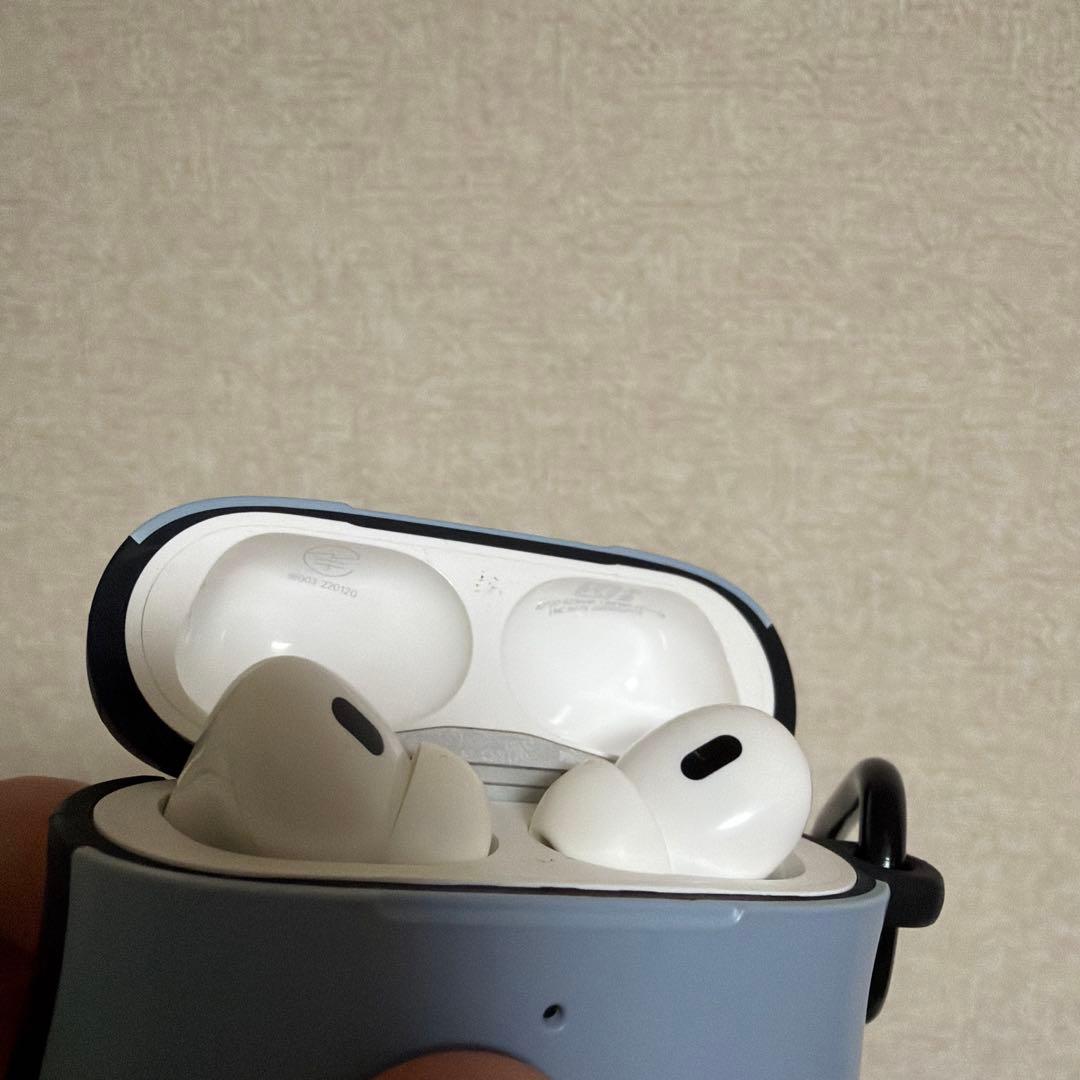 airpods pro 第二世代　ケース付き