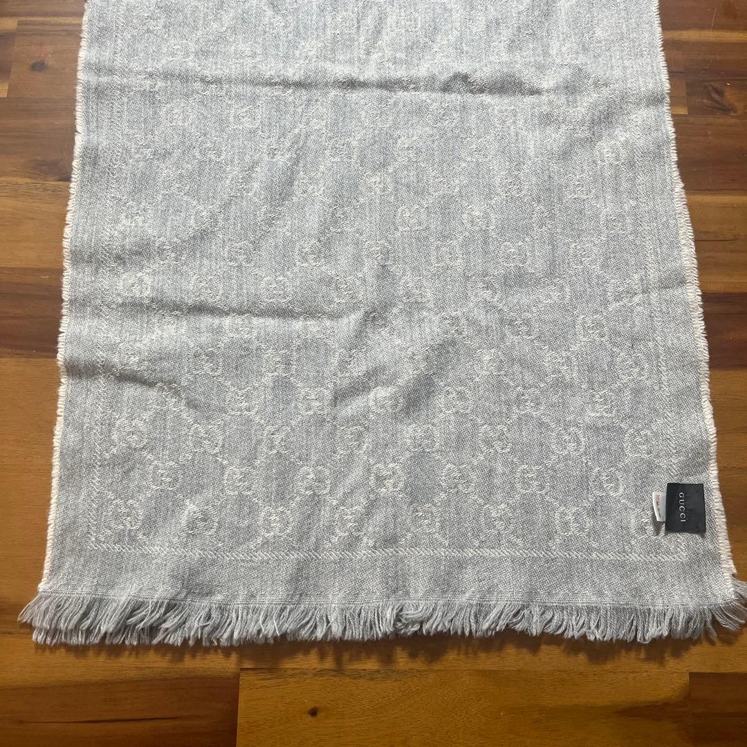 GUCCI グレー GGパターン マフラー