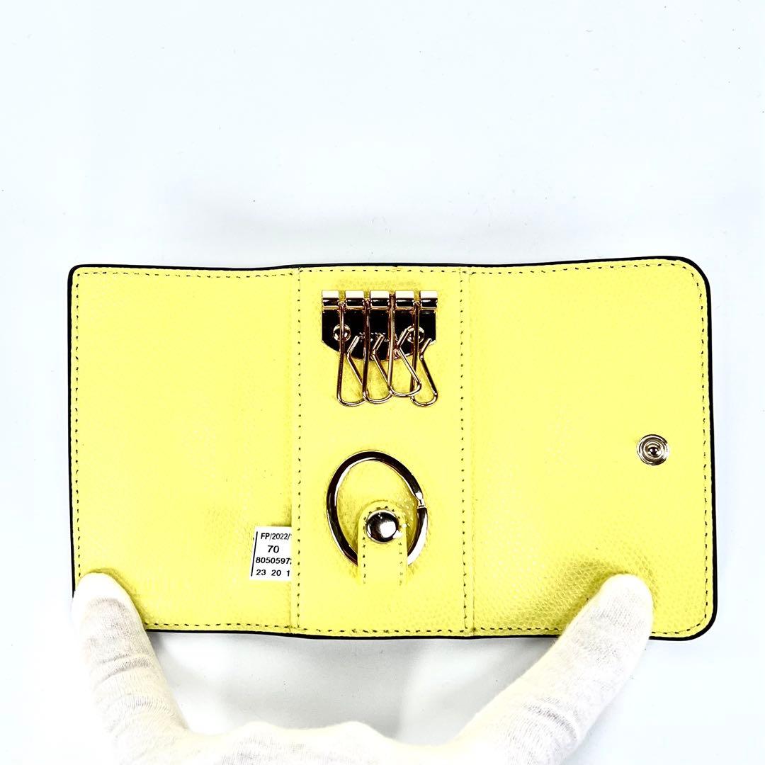 【新品 未使用】FURLA CAMELIA 4連キーケース ライトグレー