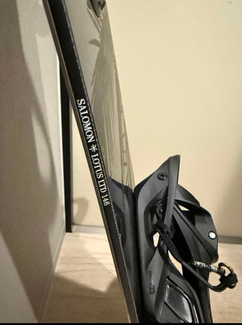 SALOMON LOTUS LTD 146 スノーボード 板のみ