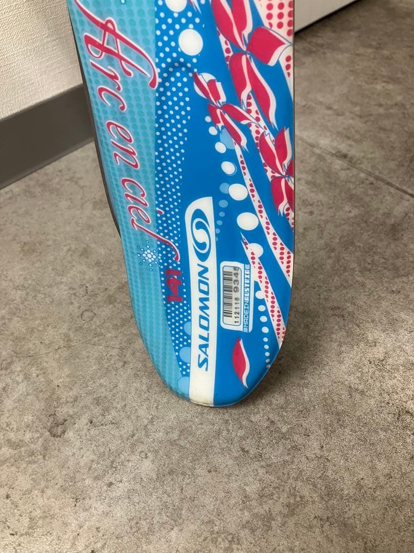 【新品】Salomon サロモン　arc en ciel スキー板137センチ