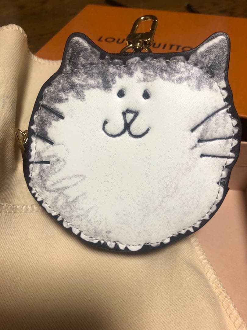 ルイヴィトンキティパース