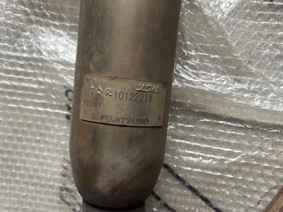 キャラバン　NV350 e26 フジツボマフラー　ディーゼル