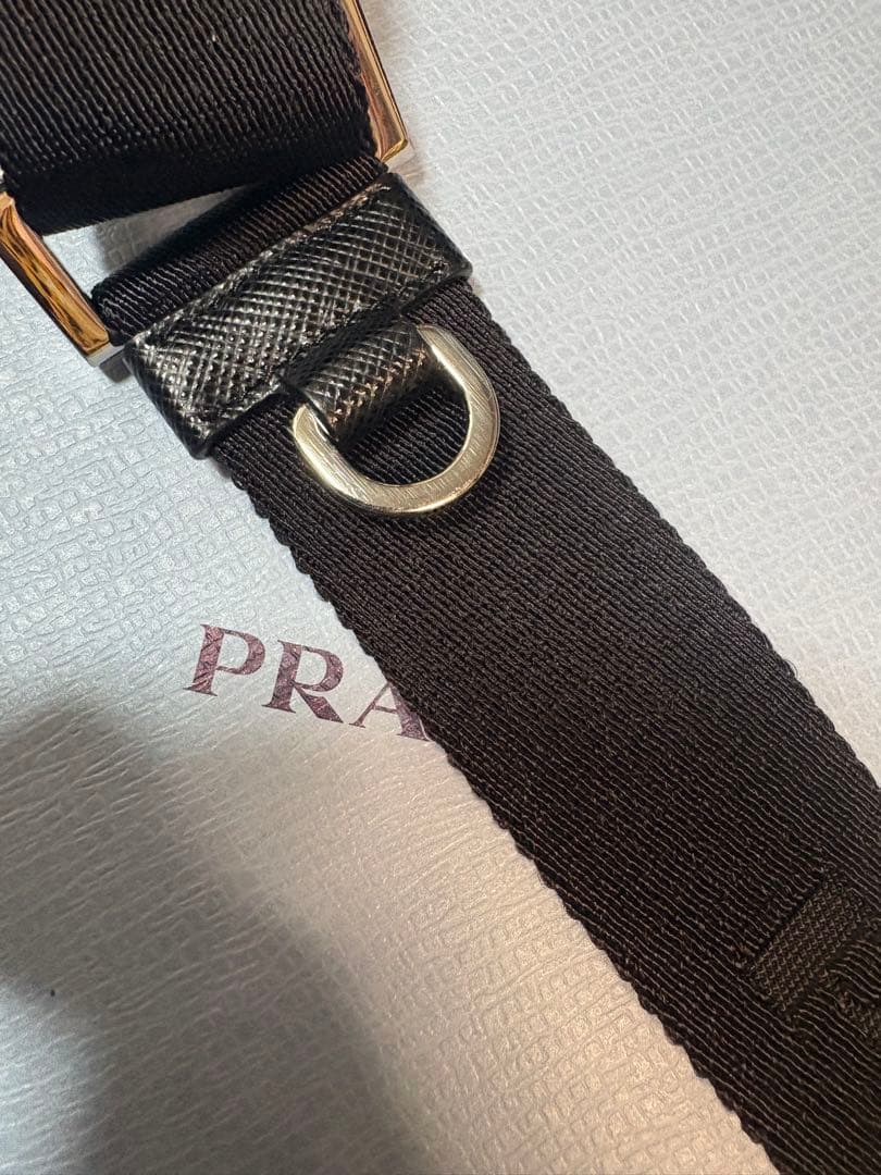 確実正規品　PRADAスマートフォンケース　本日のみの値下げ