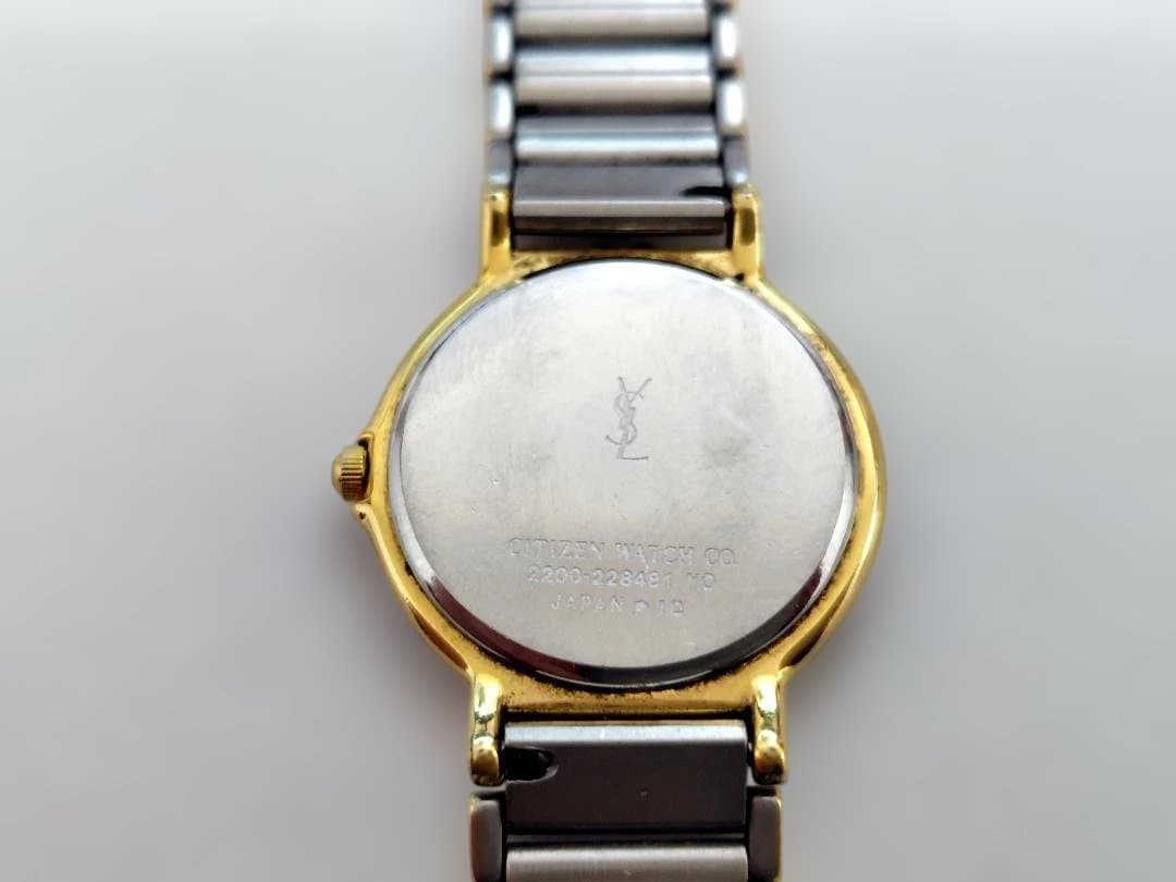 Yves Saint Laurent クォーツ腕時計 ゴールド/シルバー